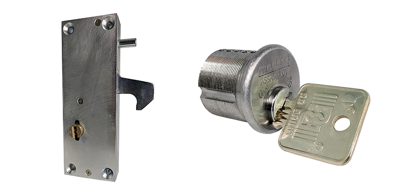 RR Fence Gates Brink Locks Repair in Pasadena, California