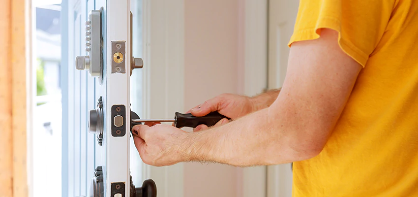Eviction Locksmith For Key Fob Replacement Services in Pasadena, CA