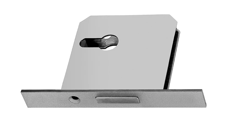 Fix A Deadbolt Door Lock in Pasadena, California